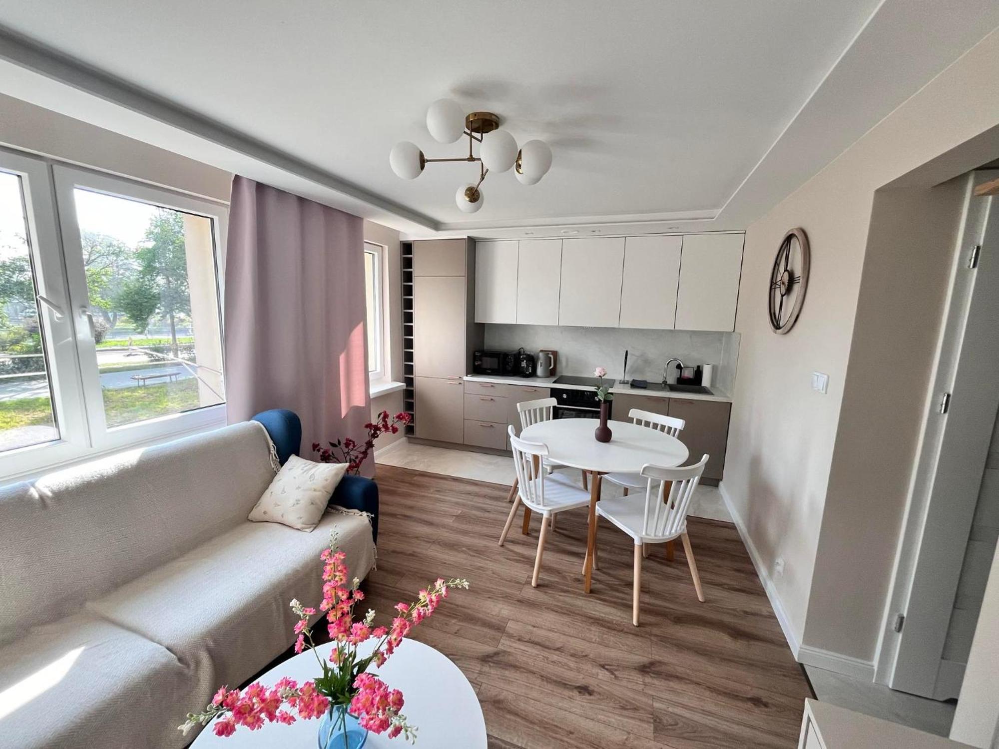Prestige Apartment Bohaterow Warszawy Kielce Exterior photo